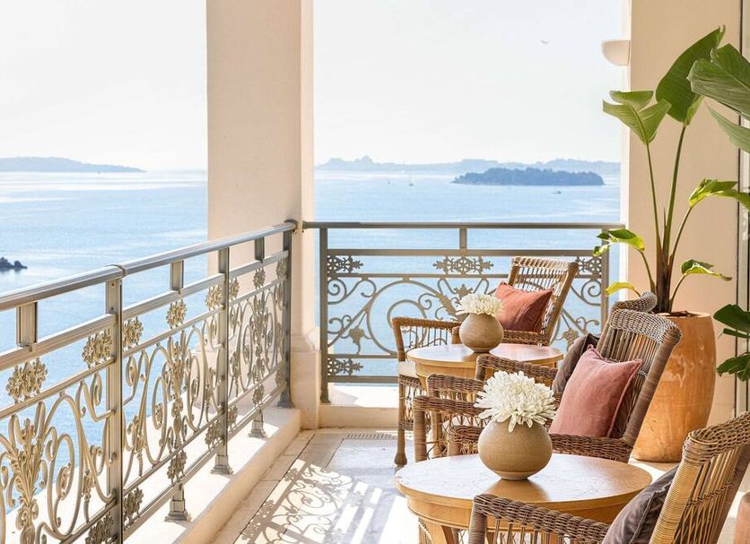 Balcony Photo