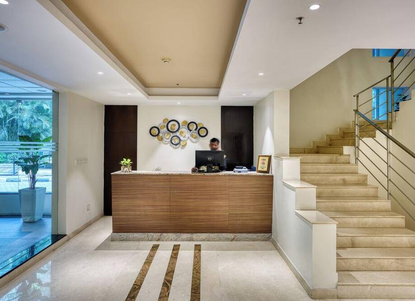 Front desk Photo