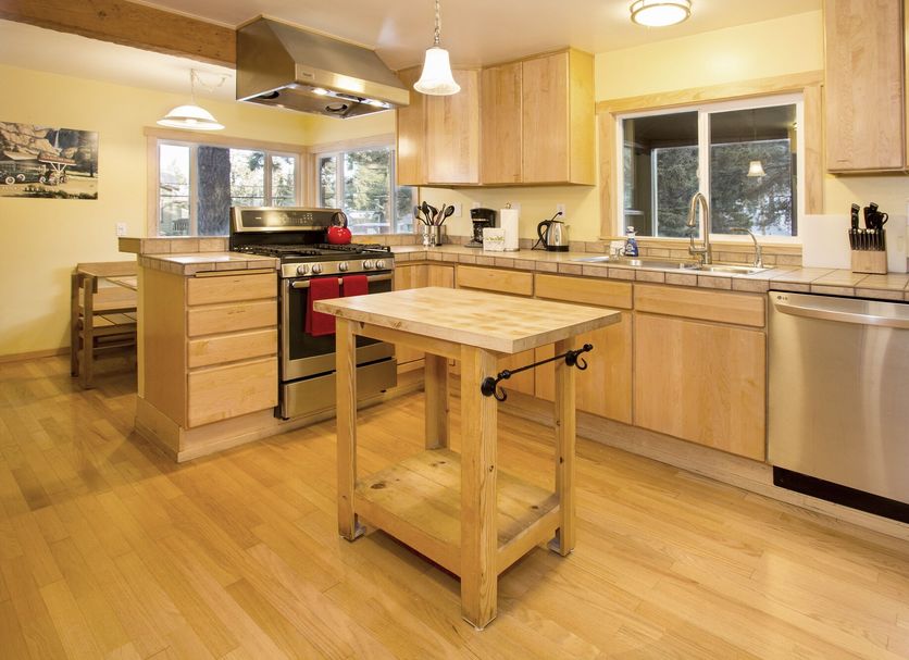 Kitchen Photo