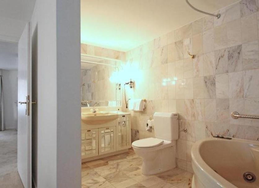 Bathroom Photo