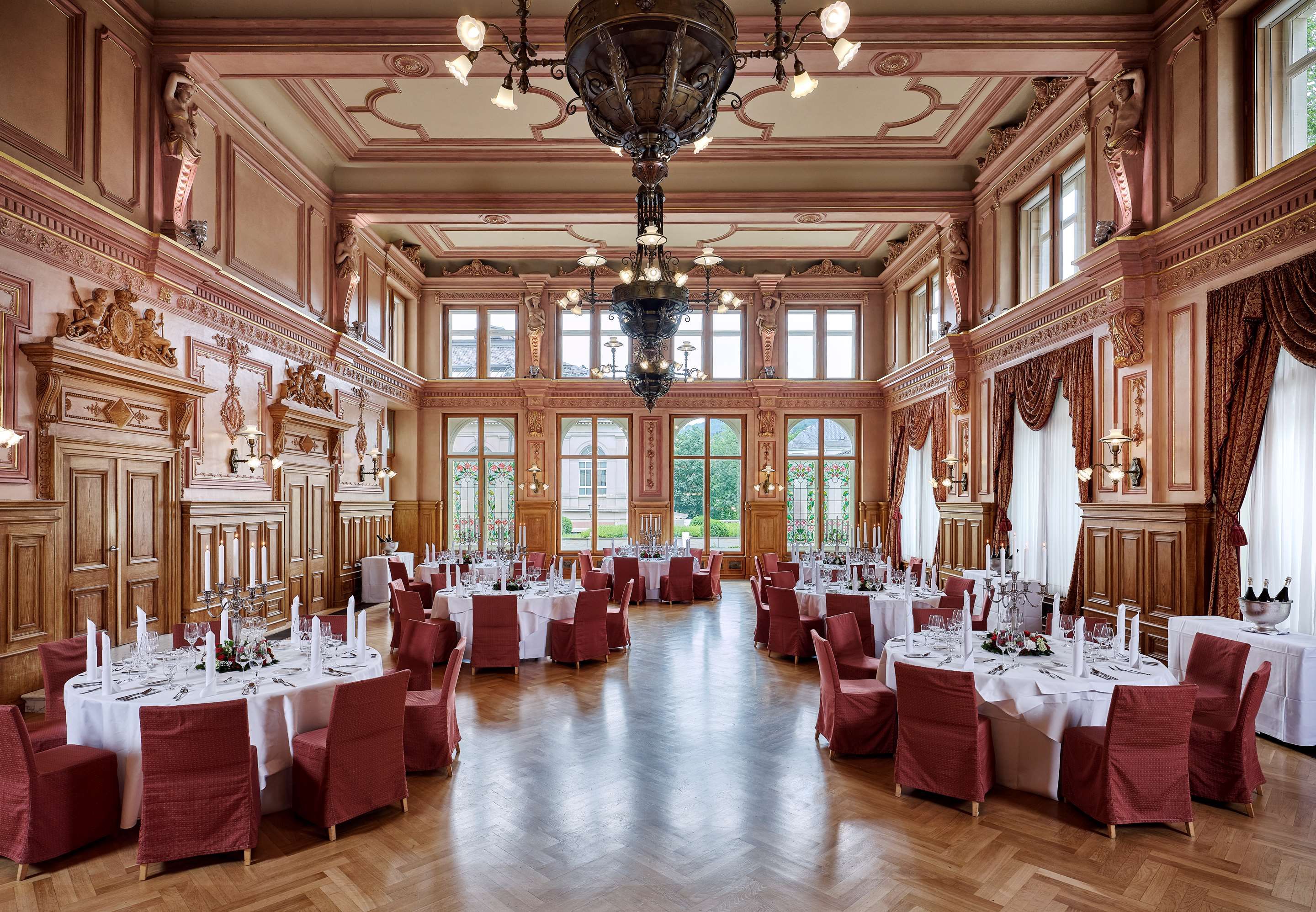 Banquet hall