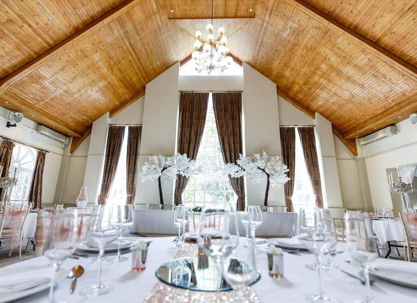 Banquet hall Photo