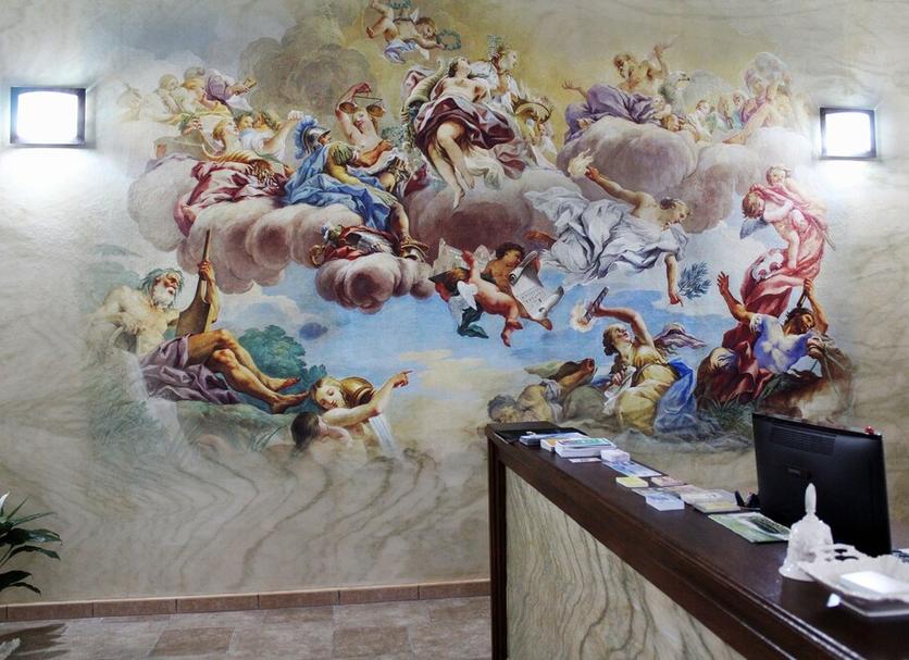 Front desk Photo
