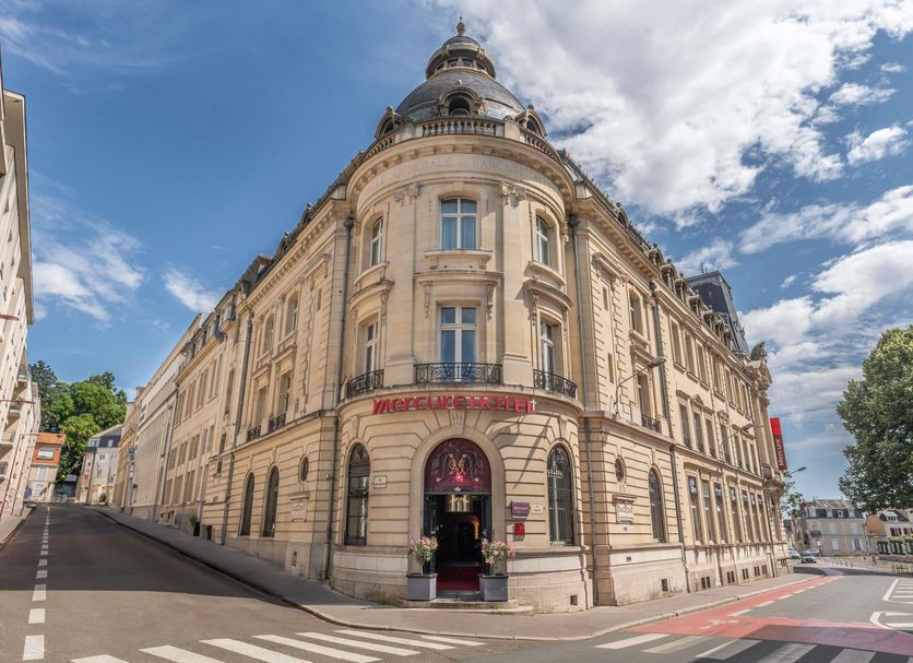 Building Photo