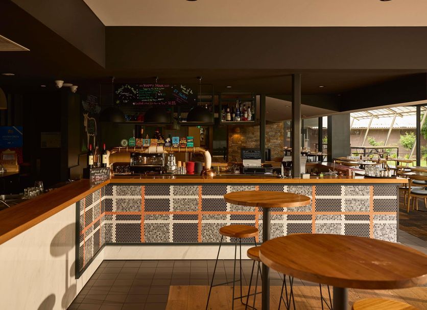 Bar Photo