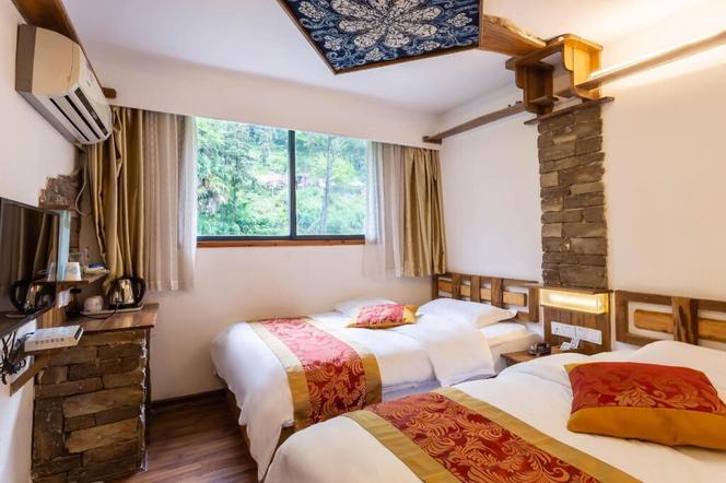 Destination Youth Hostel