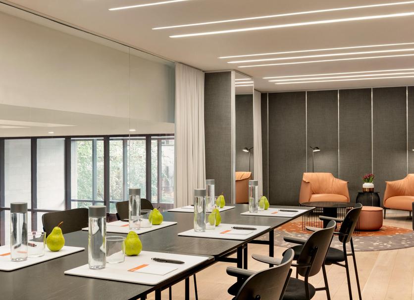 Conference room Photo