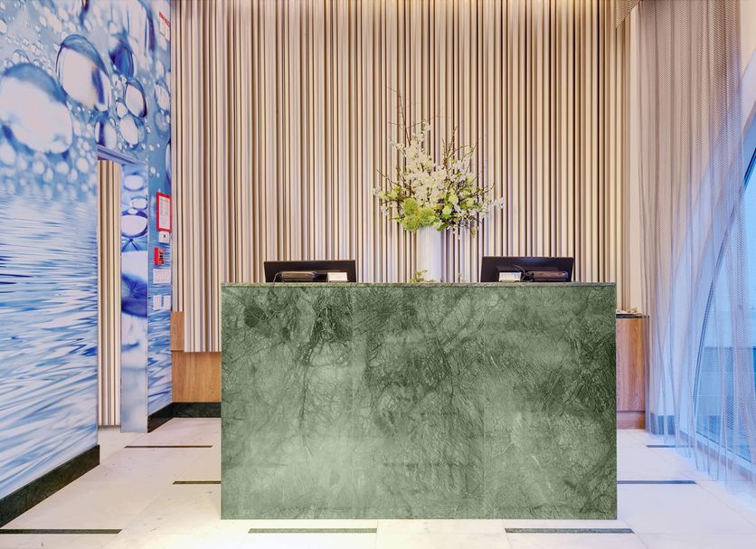 Front desk Photo