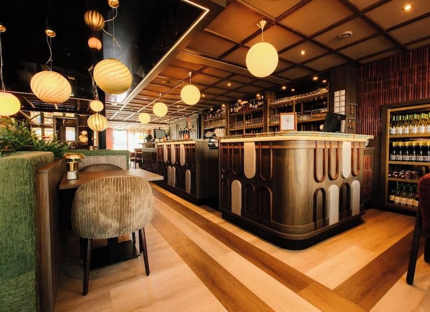 Bar Photo