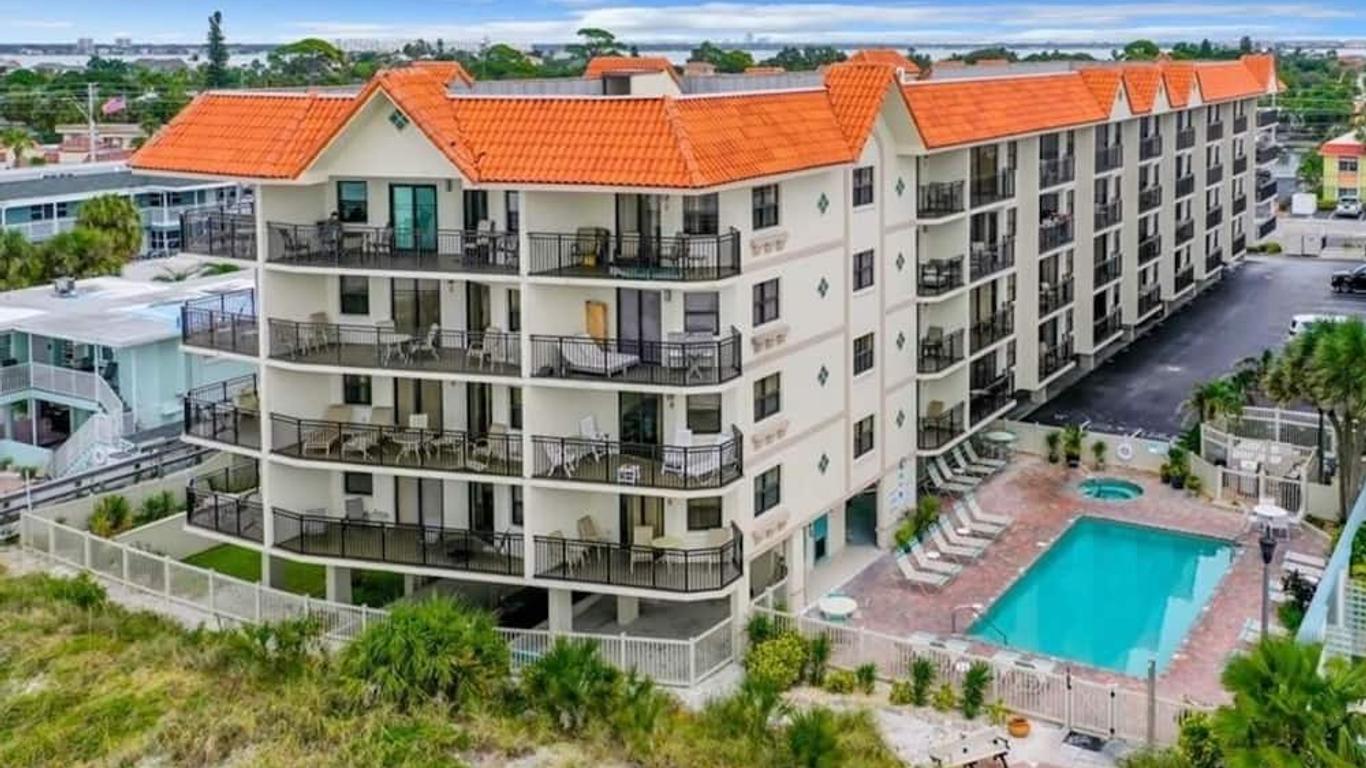 Vistas on the Gulf by TRS