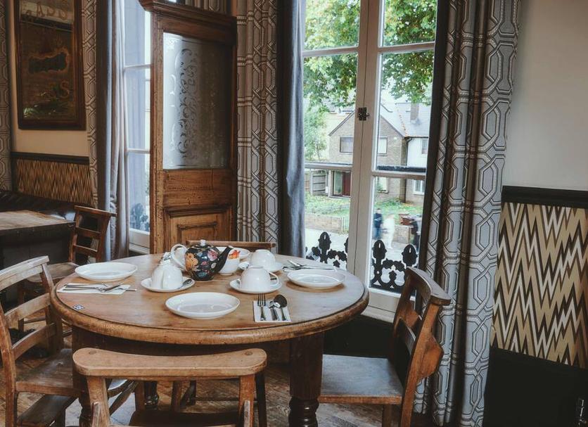 Dining room Photo