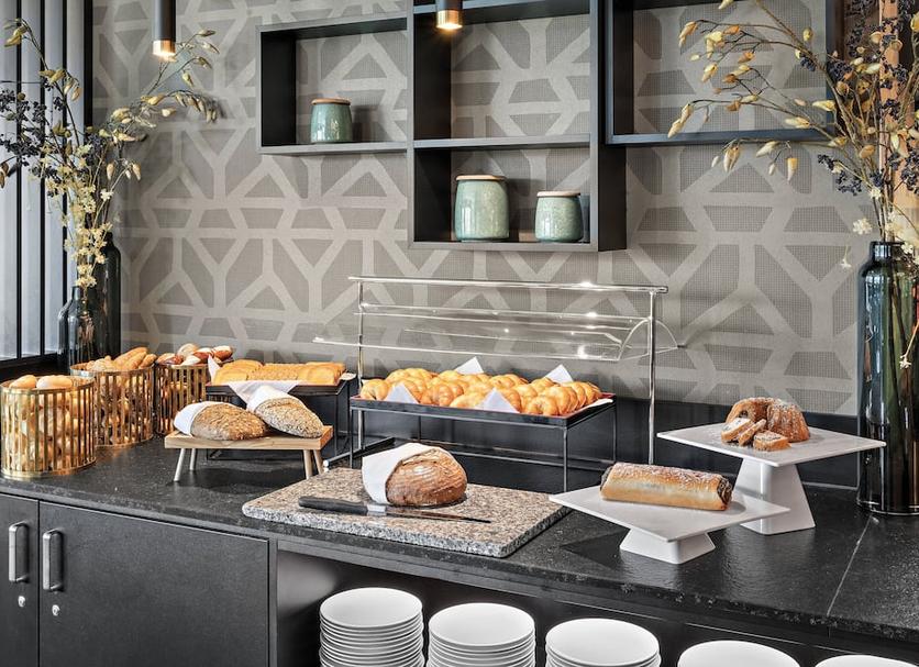 Buffet Photo