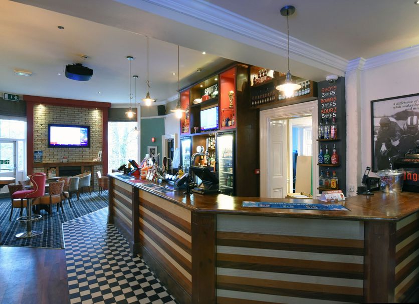 Bar Photo