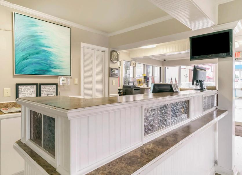 Front desk Photo