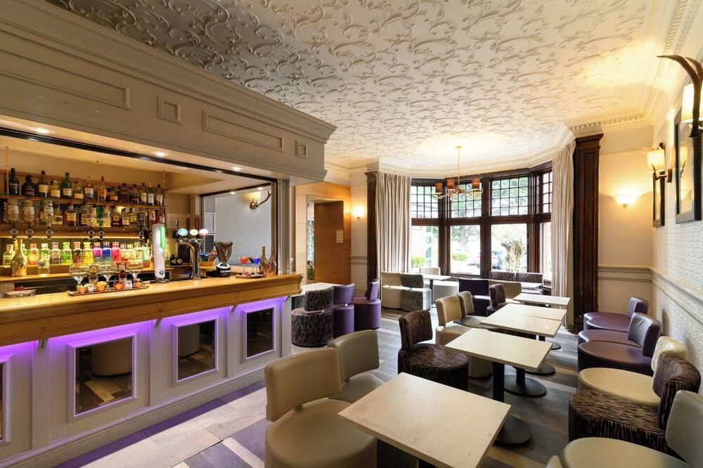 Bar Photo