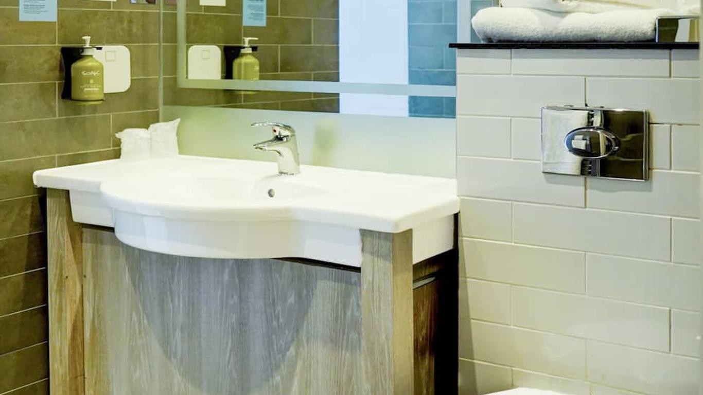 Belvilla Crewe City Centre Hotel - Lifestyle
