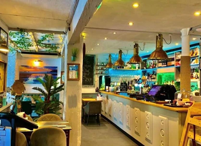 Bar Photo