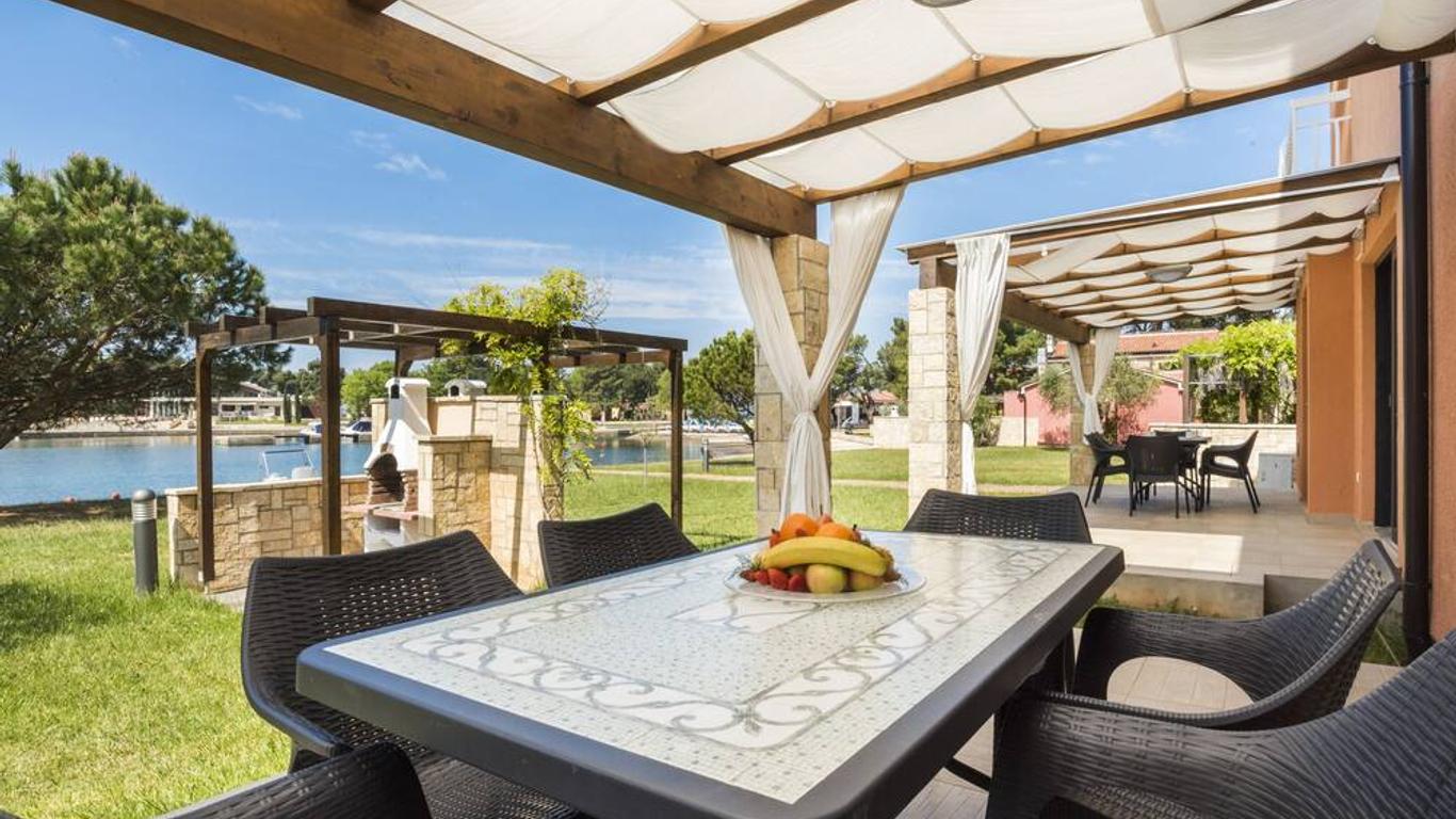Apartments Amfora Plava Laguna