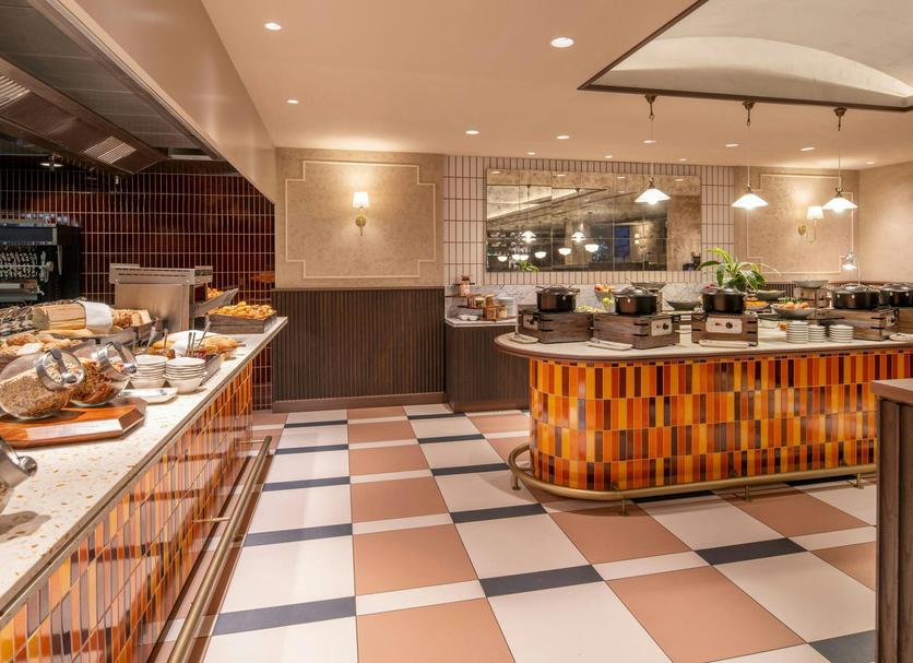 Buffet Photo