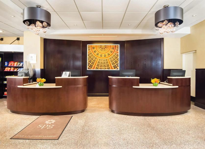 Front desk Photo