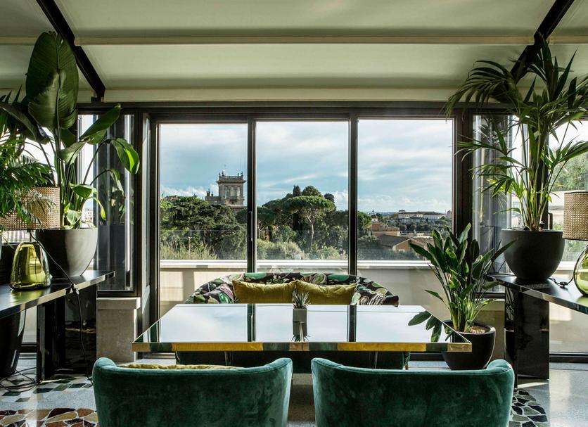 Dining room Photo