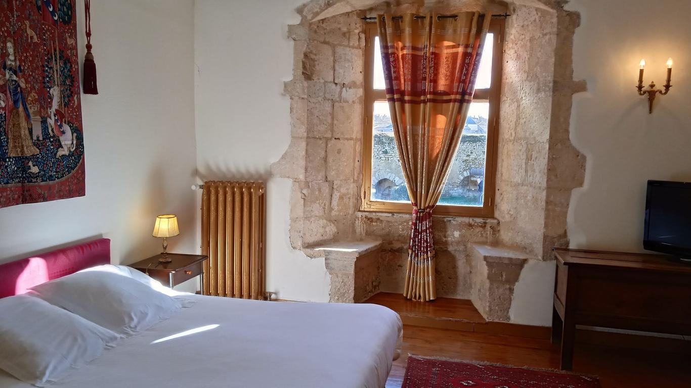 Le Vieux Chateau