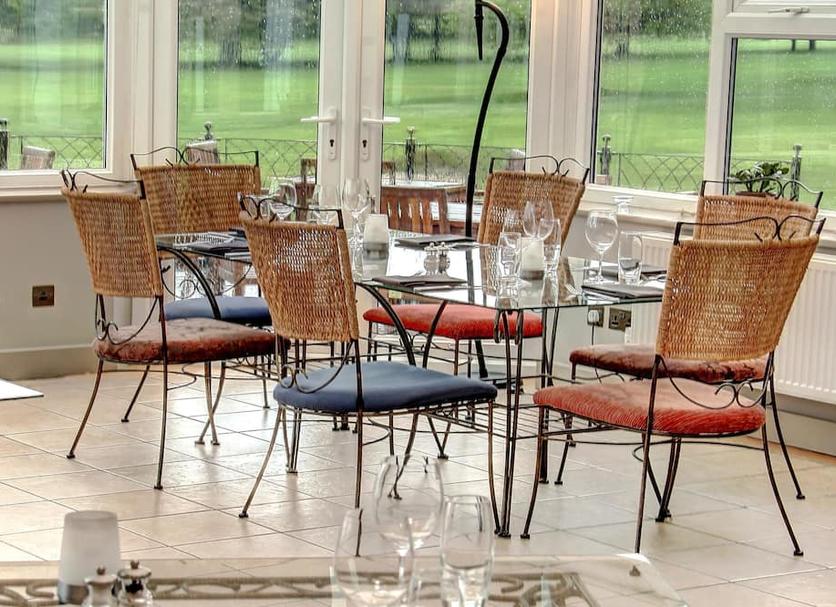 Dining room Photo