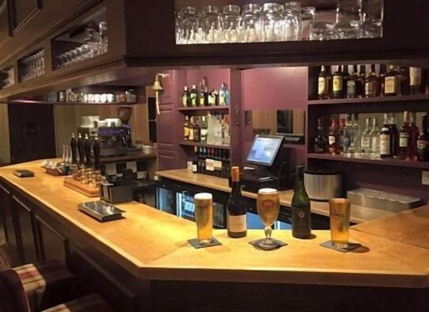 Bar Photo