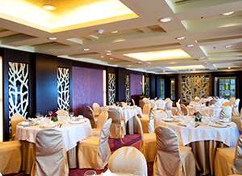 Banquet hall Photo
