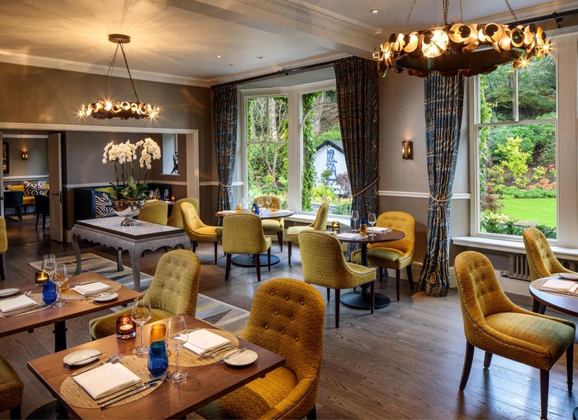 Restaurant Photo