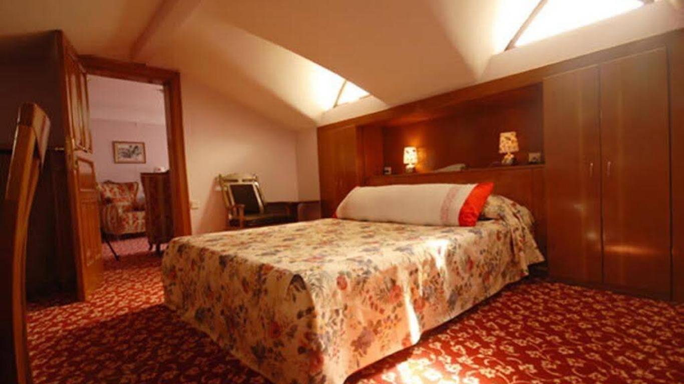 Safran Hotel