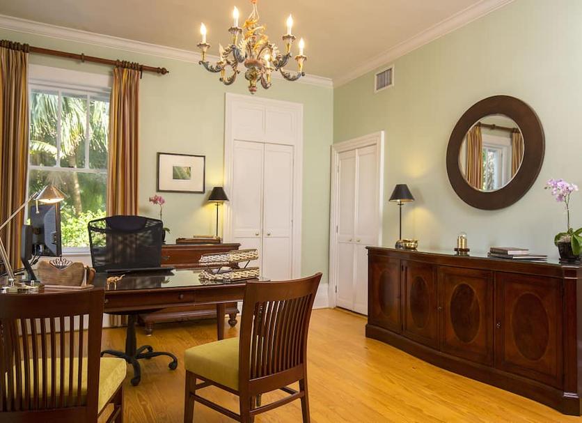 Dining room Photo
