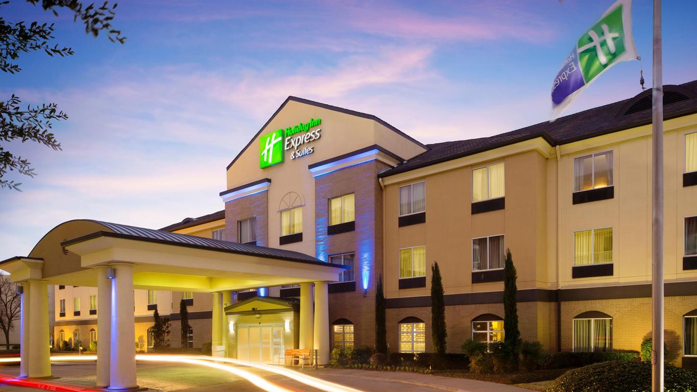 Holiday Inn Express & Suites DFW-Grapevine