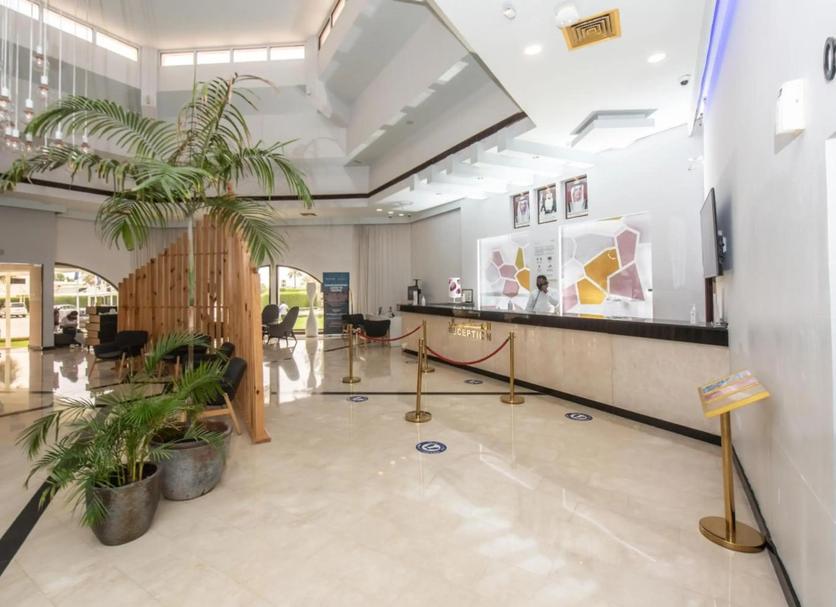 Front desk Photo