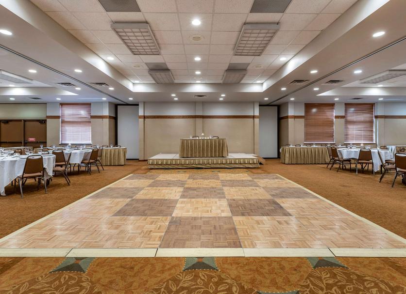 Banquet hall Photo