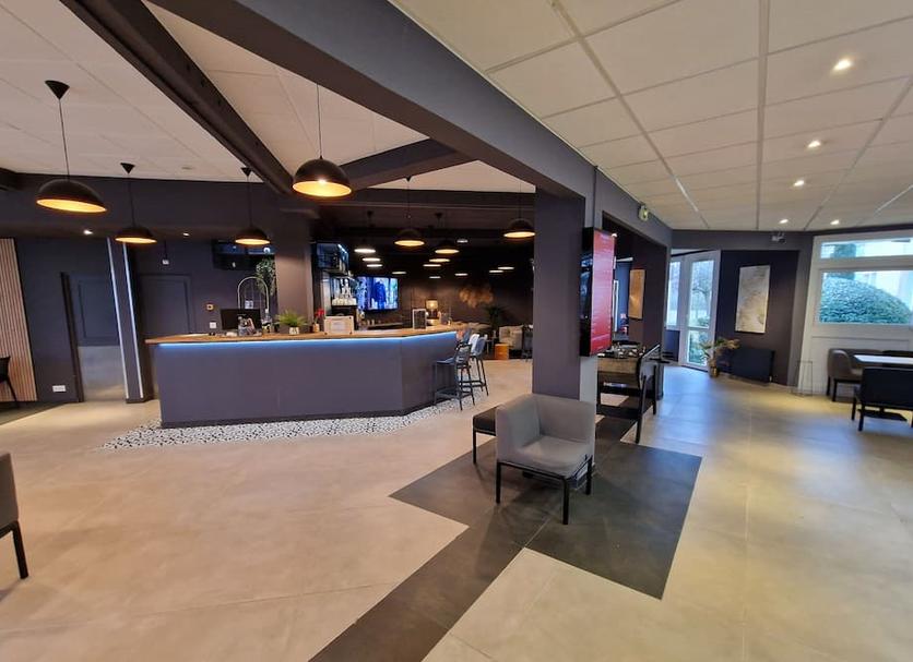 Front desk Photo