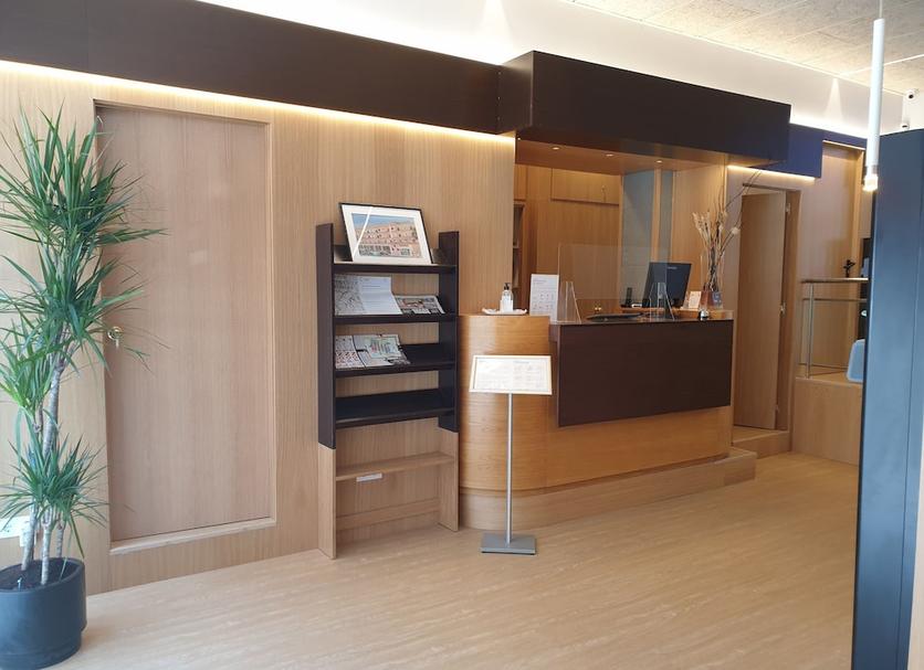 Front desk Photo