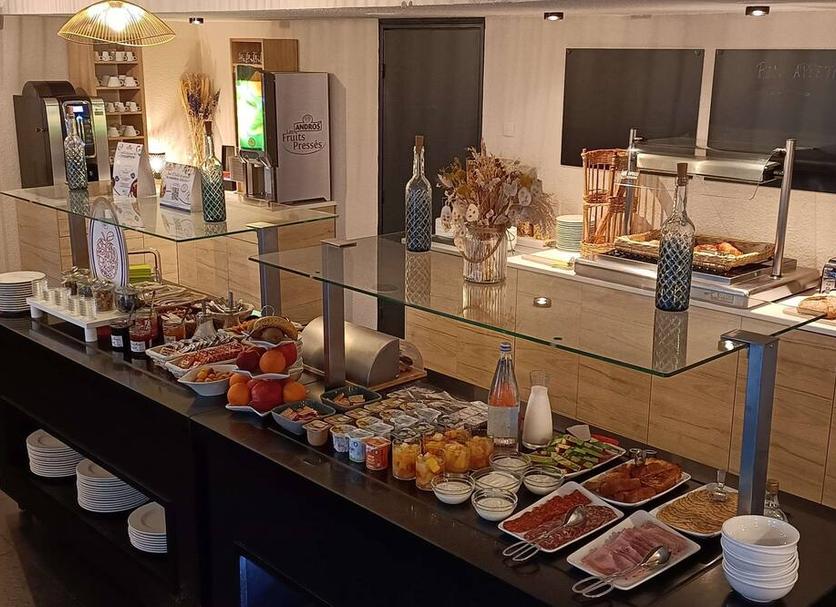 Buffet Photo