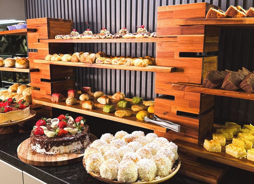 Buffet Photo