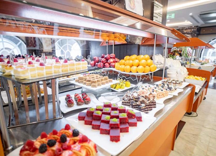 Buffet Photo