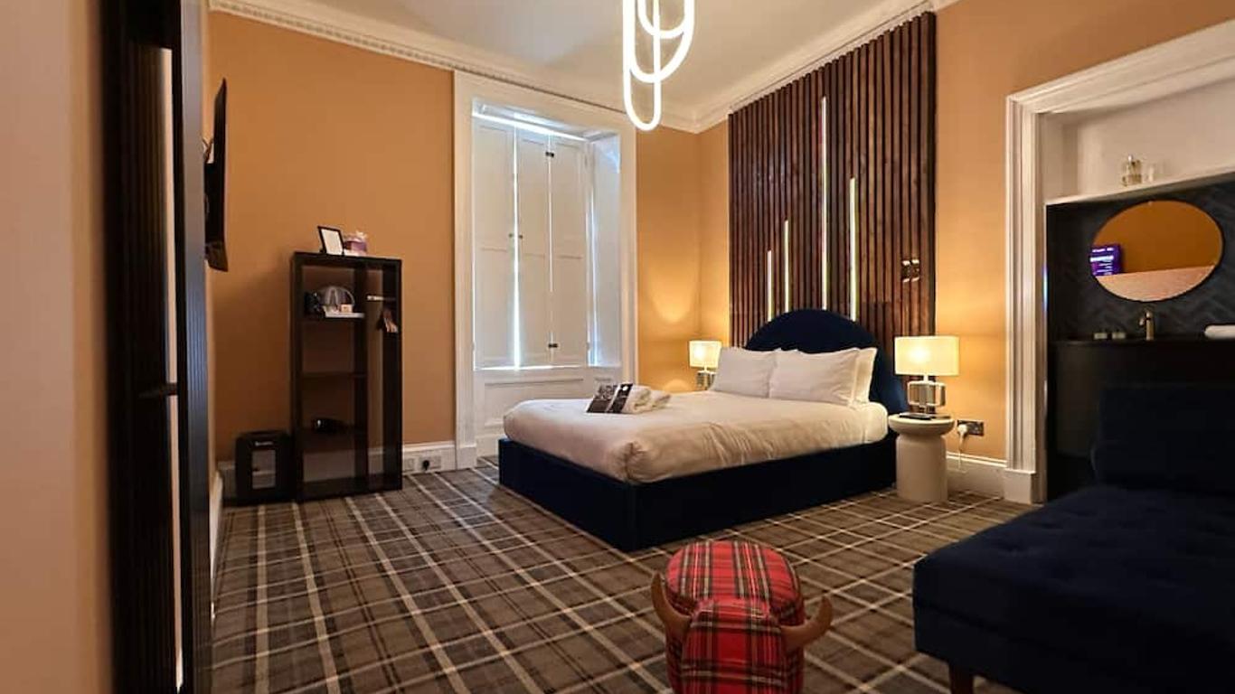 The Valentine - Townhouse Hotel