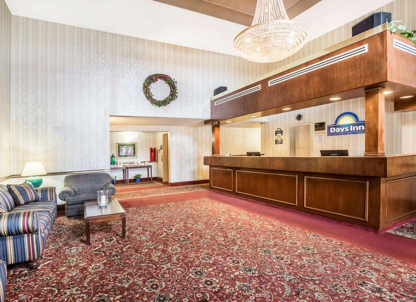 Front desk Photo