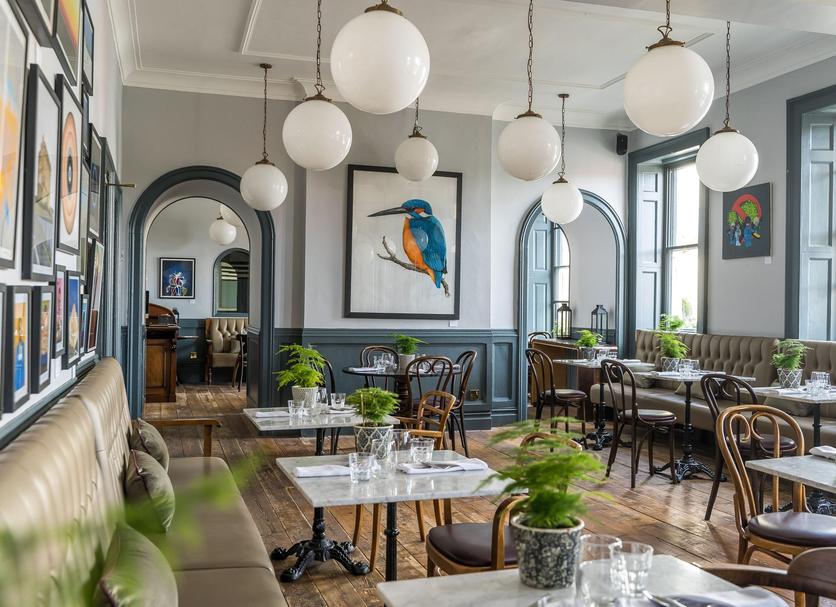 Restaurant Photo