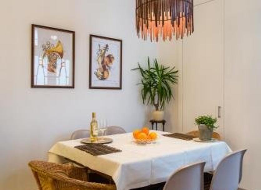 Dining room Photo