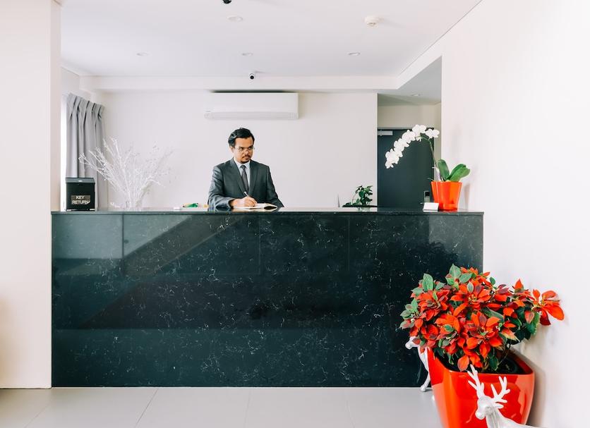 Front desk Photo