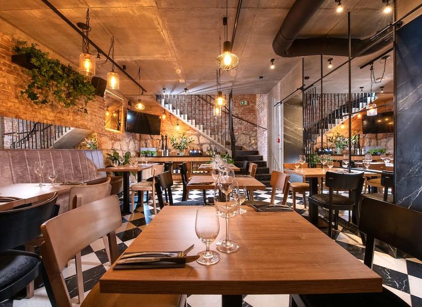 Restaurant Photo