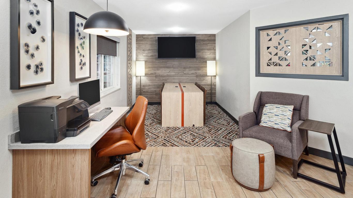 Candlewood Suites Appleton By IHG