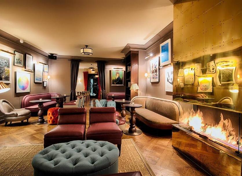 Lounge Photo
