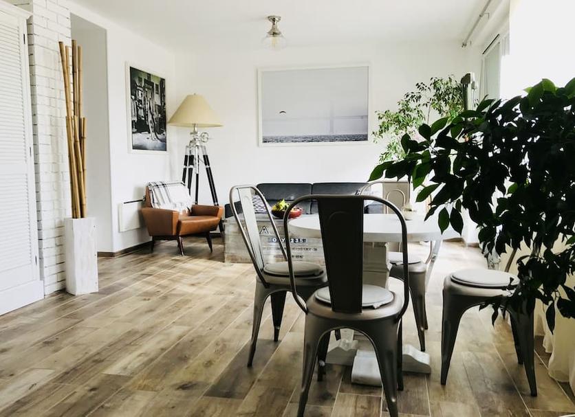 Dining room Photo