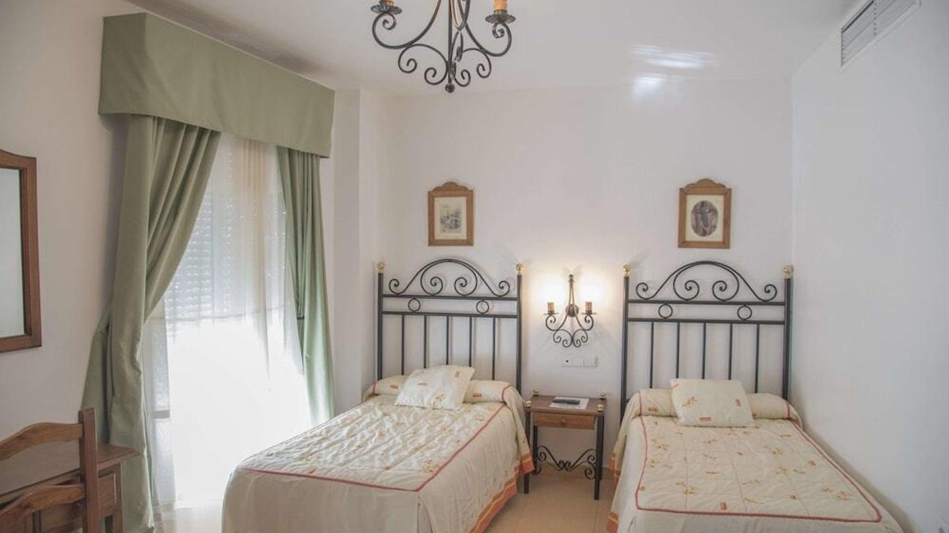 Hostal DP El Pilar